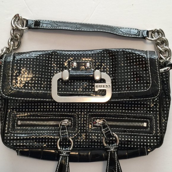 GUESS NWOT SHOULDER BAG/CLUTCH - Picture 1 of 4